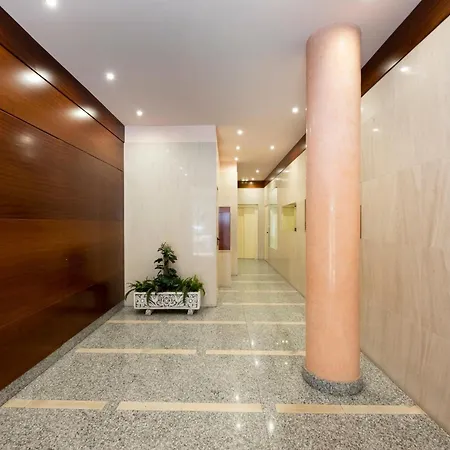 Atico Martina Centro Apartmán *