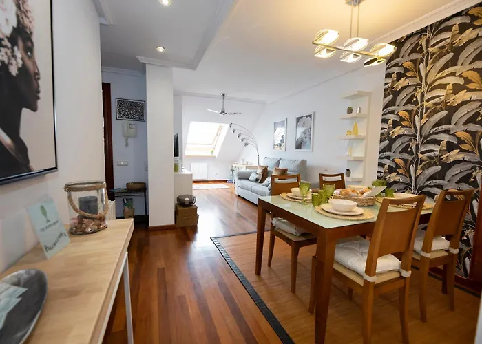 Atico Martina Centro * גיחון